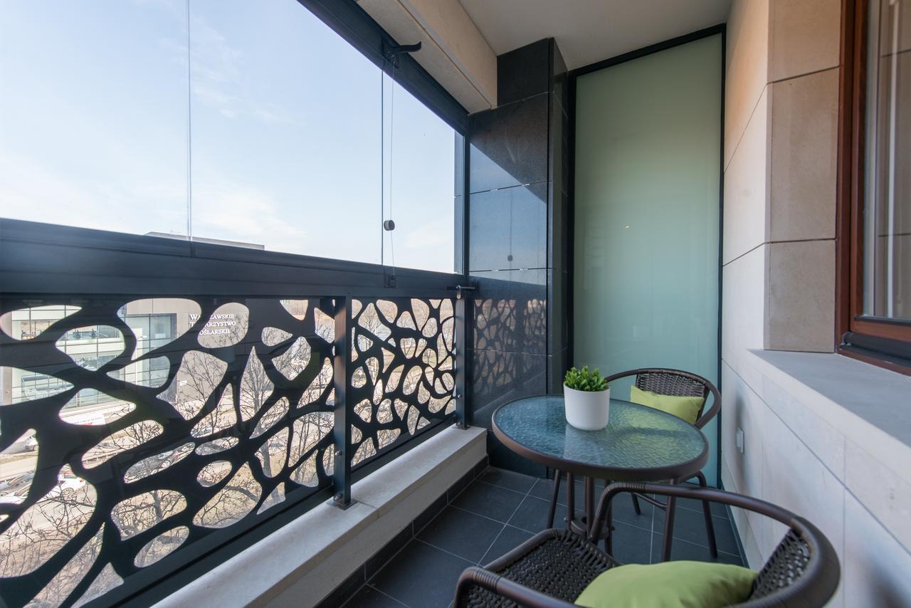 P&O Serviced Apartments Solec Varsovie Extérieur photo