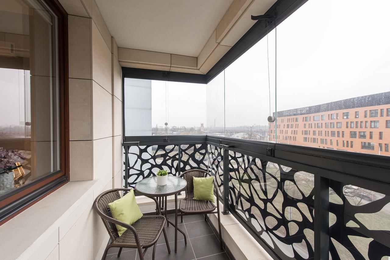P&O Serviced Apartments Solec Varsovie Extérieur photo
