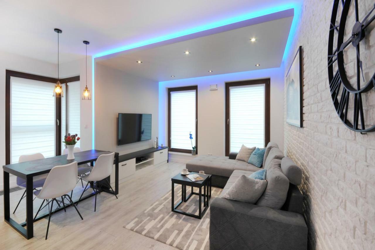 P&O Serviced Apartments Solec Varsovie Extérieur photo