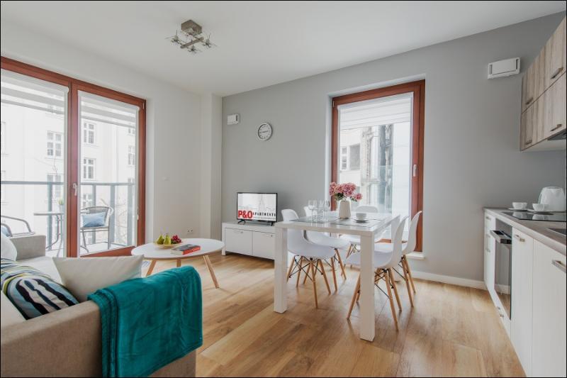P&O Serviced Apartments Solec Varsovie Extérieur photo