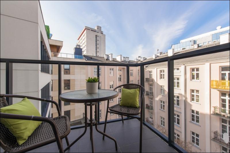P&O Serviced Apartments Solec Varsovie Extérieur photo